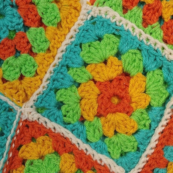 Colorful Crochet Patchwork Bag - Picture 2 of 8
